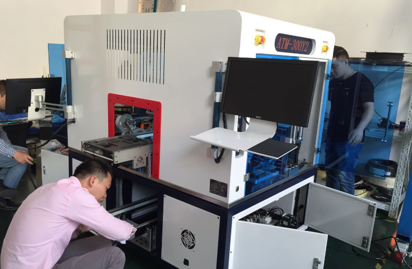 電泡棉自動貼背膠機定期保養(yǎng)的重要性