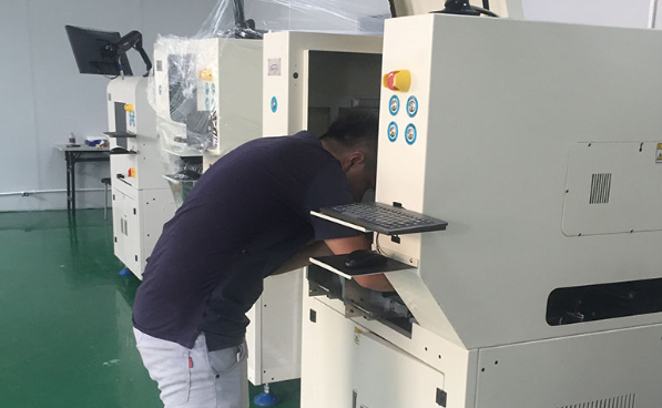 全自動貼背膠機日常保養(yǎng)方法