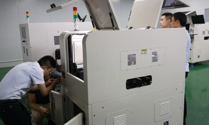 廣東FPC全自動貼背膠機多少錢一臺