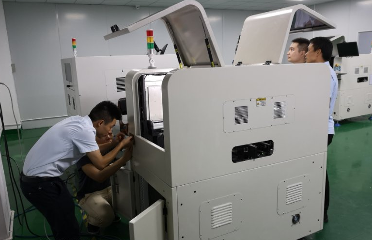 秦泰盛全自動貼標(biāo)機(jī)的應(yīng)用行業(yè)有哪些