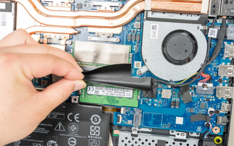 筆記本硬盤pcb板貼絕緣片